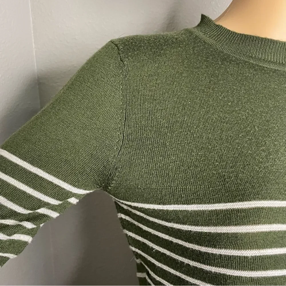 Zara Striped Lightweight Long Sleeve Sweater Green and White Size Small